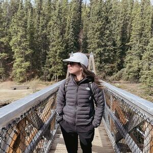 Meet your Posher, Lacey